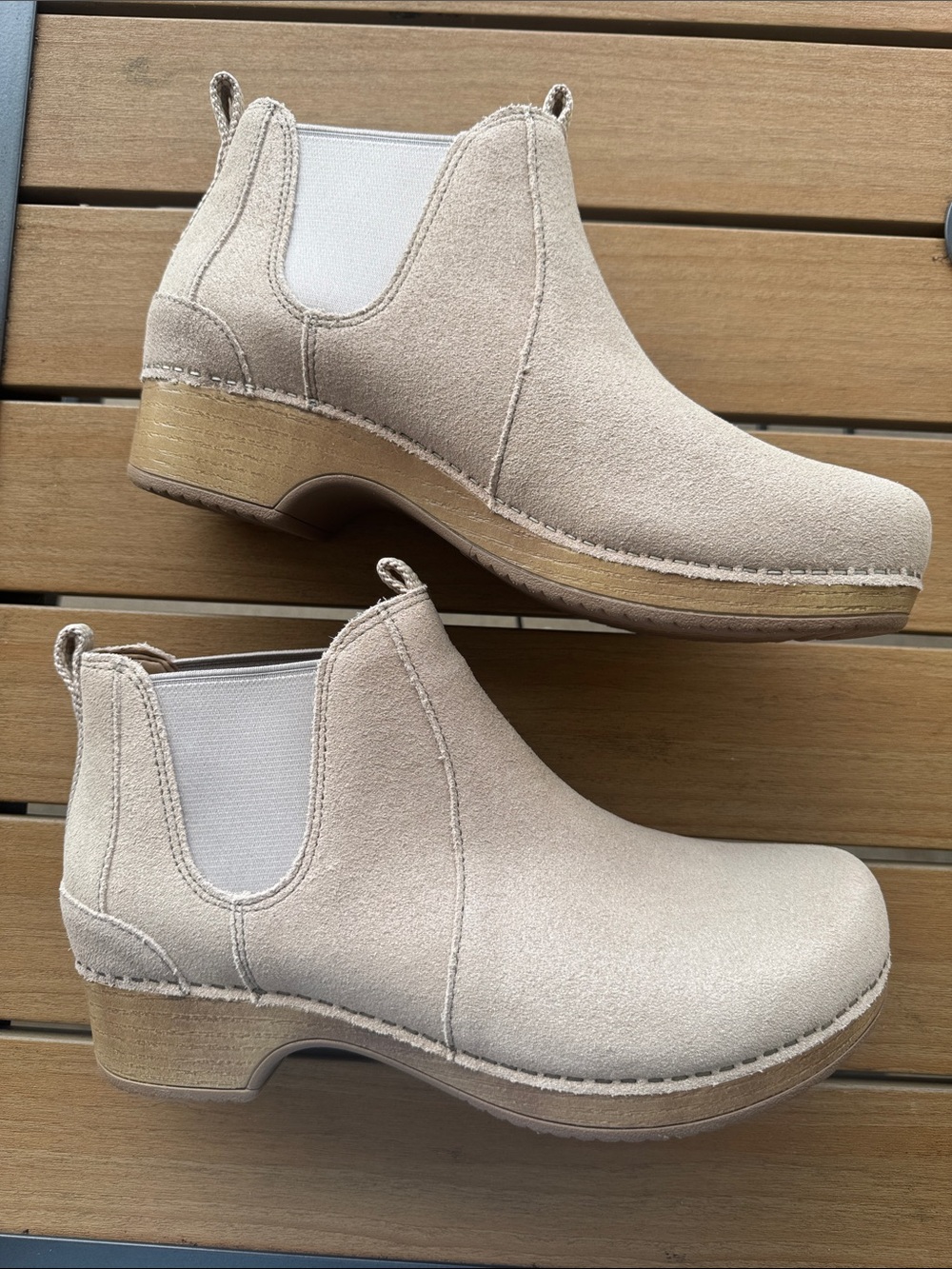 ✨ Brand New Dansko Becka Ankle Bootie in Champagne Sparkle Premium Suede ✨